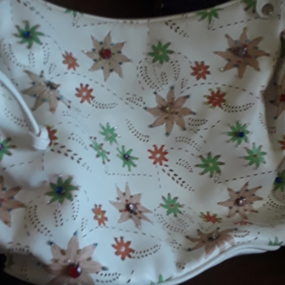 White beaded purse